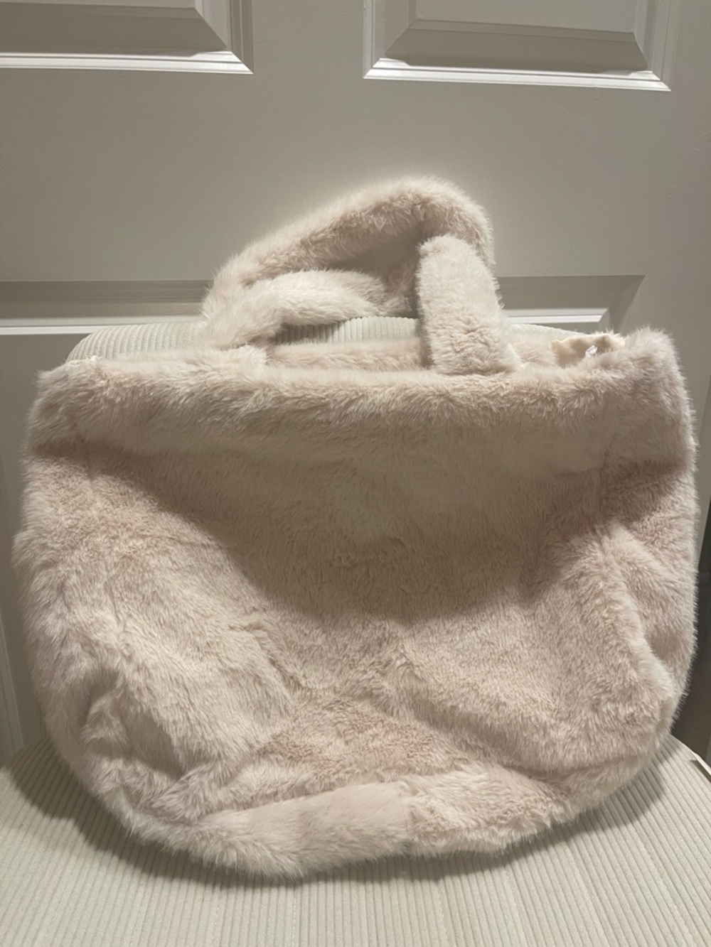 Victoria’s Secret Faux Fur Tote Bag - Picture 2 of 2